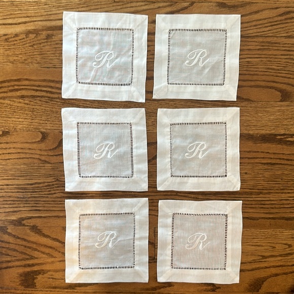 White linen cocktail napkins monogrammed “R” - Picture 2 of 3